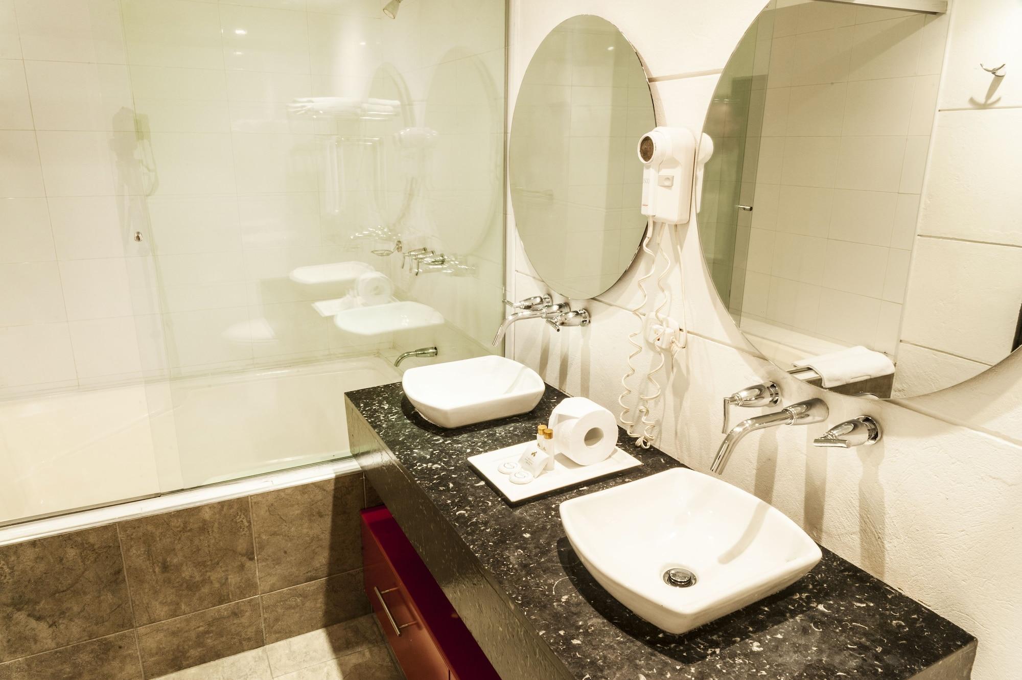 Hotel Bogota Virrey Kültér fotó