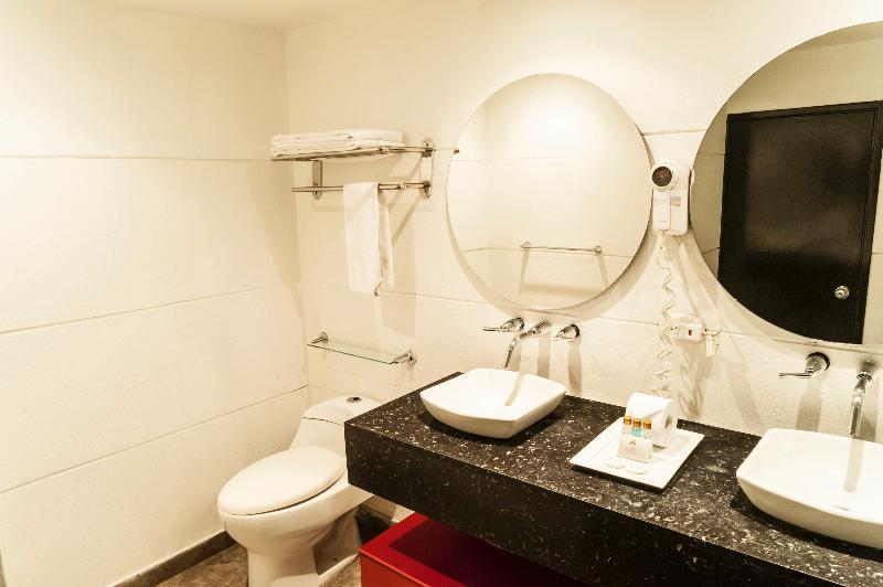 Hotel Bogota Virrey Kültér fotó